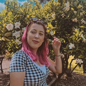 Meet your Posher, Angela